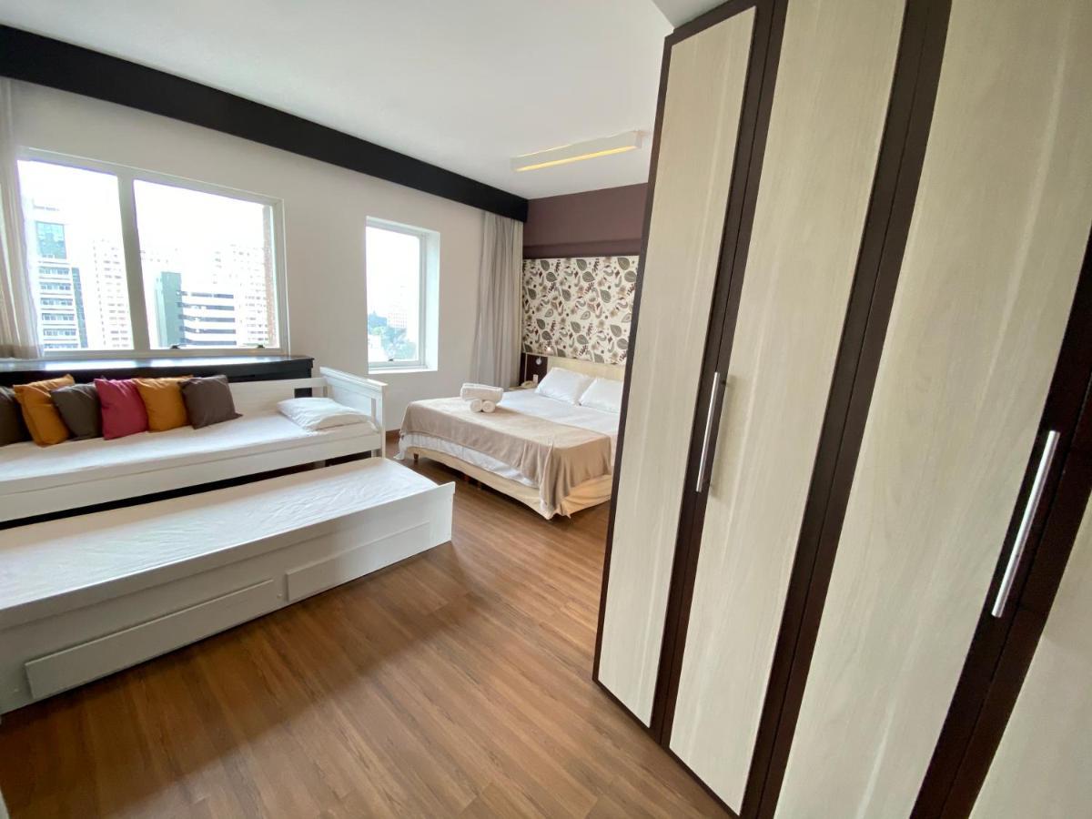 Beneficência Portuguesa, 50 Metros Apartamento São Paulo
