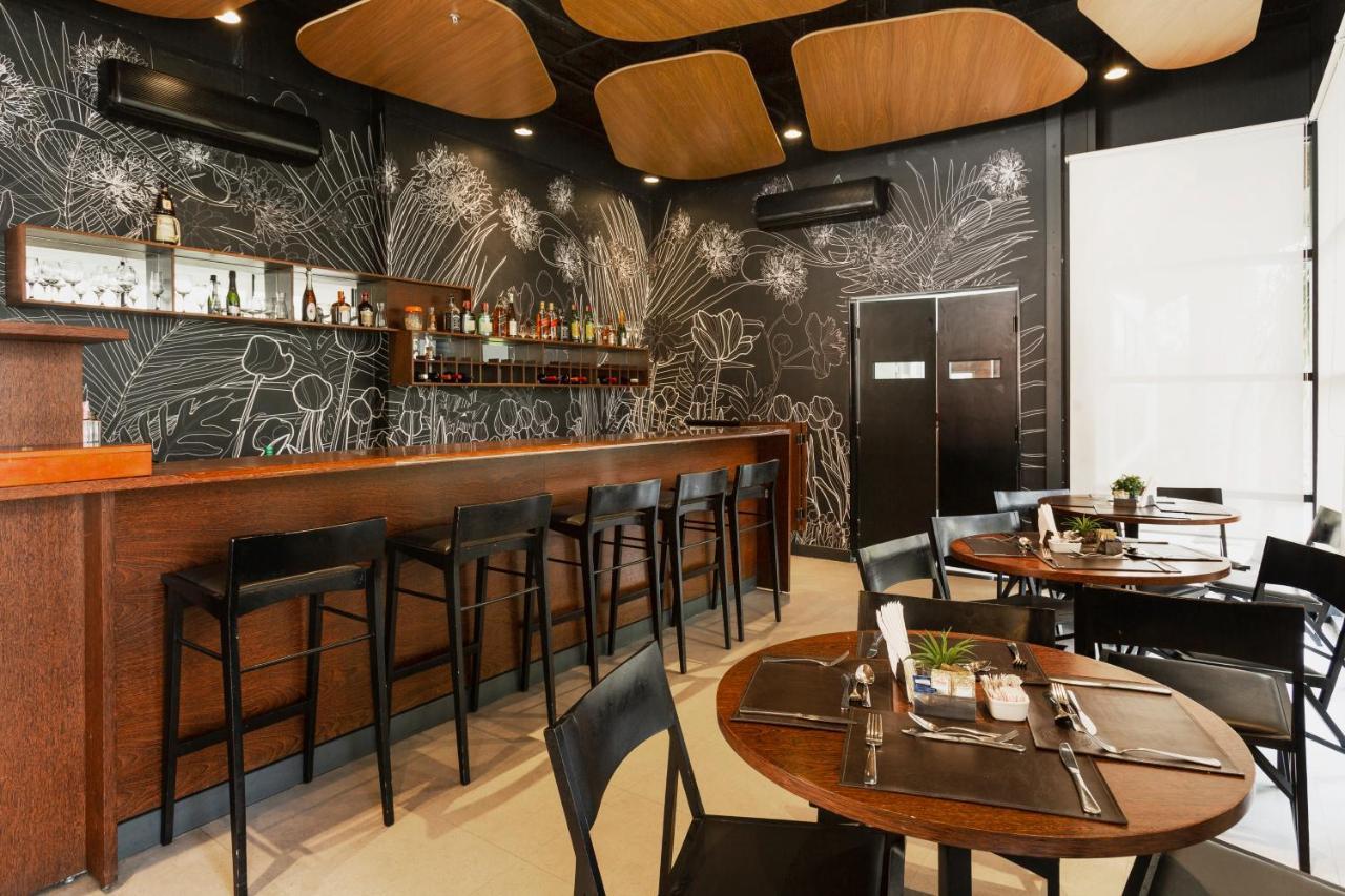 Apartamento Beneficência Portuguesa, 50 Metros São Paulo